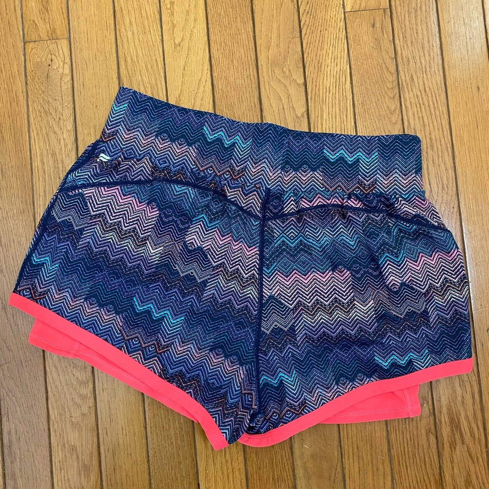 Fabletic’s Shorts - Picture 2 of 3